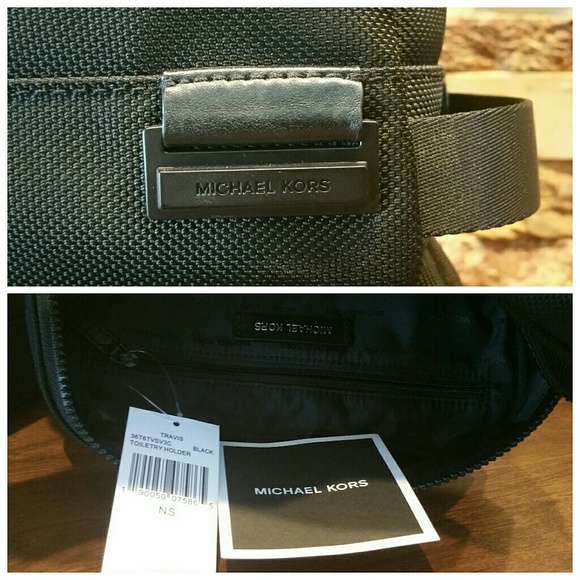 *SALE - LAST ONE!* NEW Michael Kors Toiletry Bag - Picture 3 of 6